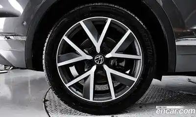 Volkswagen Touareg 2021 3.0 гидро в Москве № 334498, миниатюра 6