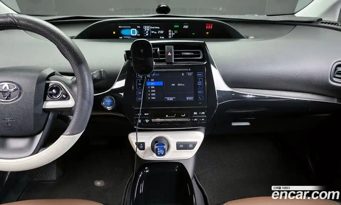 Toyota Prius 2017 1.8 гидро в Москве № 335011, фото 14