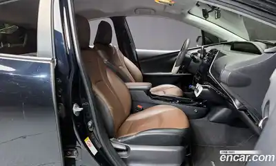 Toyota Prius 2017 1.8 гидро в Москве № 335011, миниатюра 10