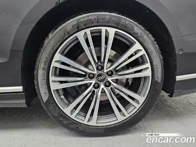 Audi A8 2023 3.0 гидро в Москве № 343967, миниатюра 5