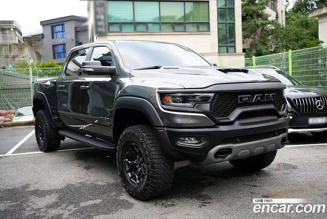 Dodge Ram Pick Up 2022 6.2 гидро в Москве № 353812, фото 6