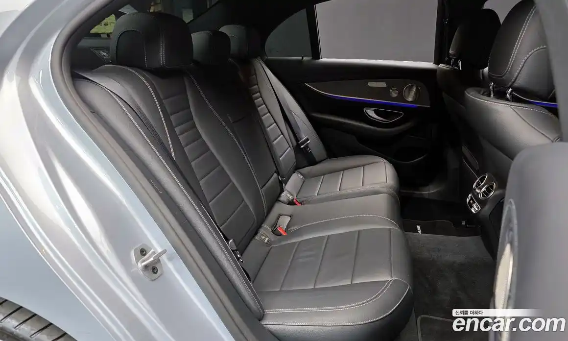 Mercedes-Benz E-Class 2022 2.0 гидро в Москве № 369235, фото 12
