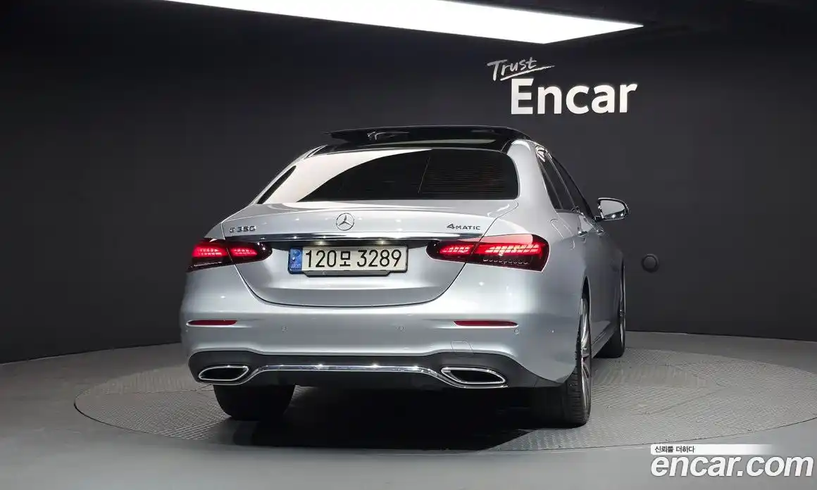 Mercedes-Benz E-Class 2022 2.0 гидро в Москве № 369235, фото 4