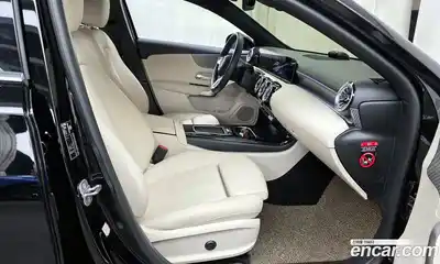 Mercedes-Benz A-Class 2025 2.0 гидро в Москве № 388725, миниатюра 11