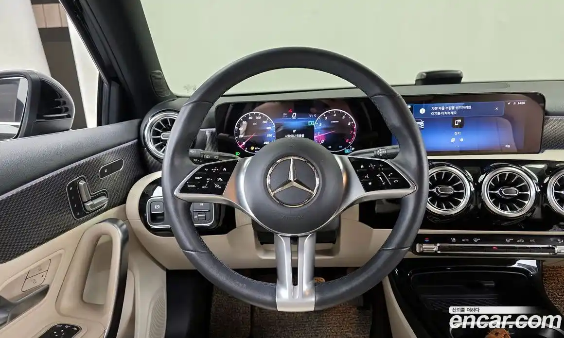 Mercedes-Benz A-Class 2025 2.0 гидро в Москве № 388725, фото 13