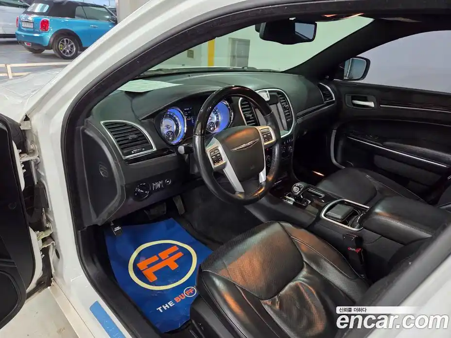 Chrysler 300C 2014 3.6 гидро в Москве № 407543, фото 16