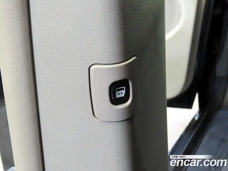 Chrysler Grand Voyager 2014 3.6 гидро в Москве № 407556, фото 16