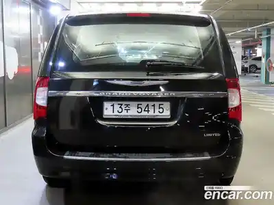 Chrysler Grand Voyager 2014 3.6 гидро в Москве № 407556, миниатюра 4