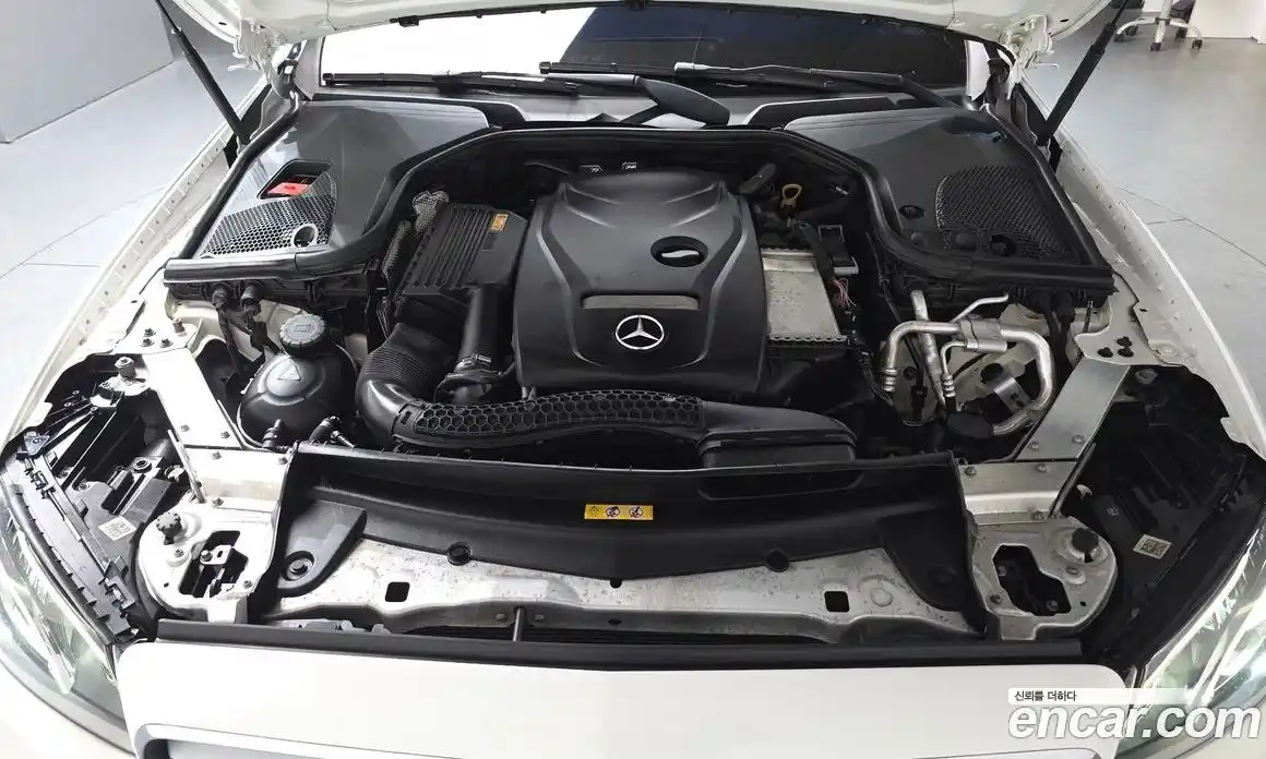Mercedes-Benz E-Class 2017 2.0 гидро в Москве № 412530, фото 6