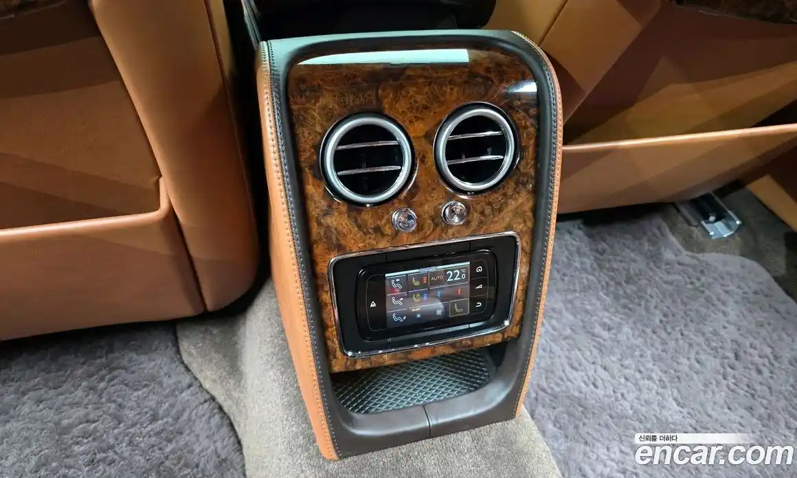 Bentley Flying Spur 2014 4.0 гидро в Москве № 418254, фото 17