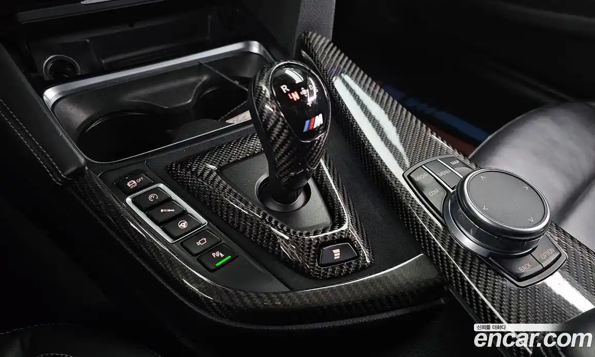 BMW M4 2018 3.0 гидро в Москве № 425804, фото 9