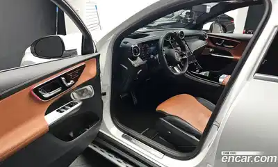 Mercedes-Benz GLC-Class 2024 2.0 гидро в Москве № 494353, миниатюра 9