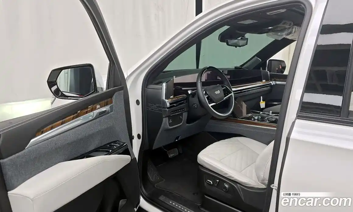 Cadillac Escalade 2025 6.2 гидро в Москве № 500673, фото 9