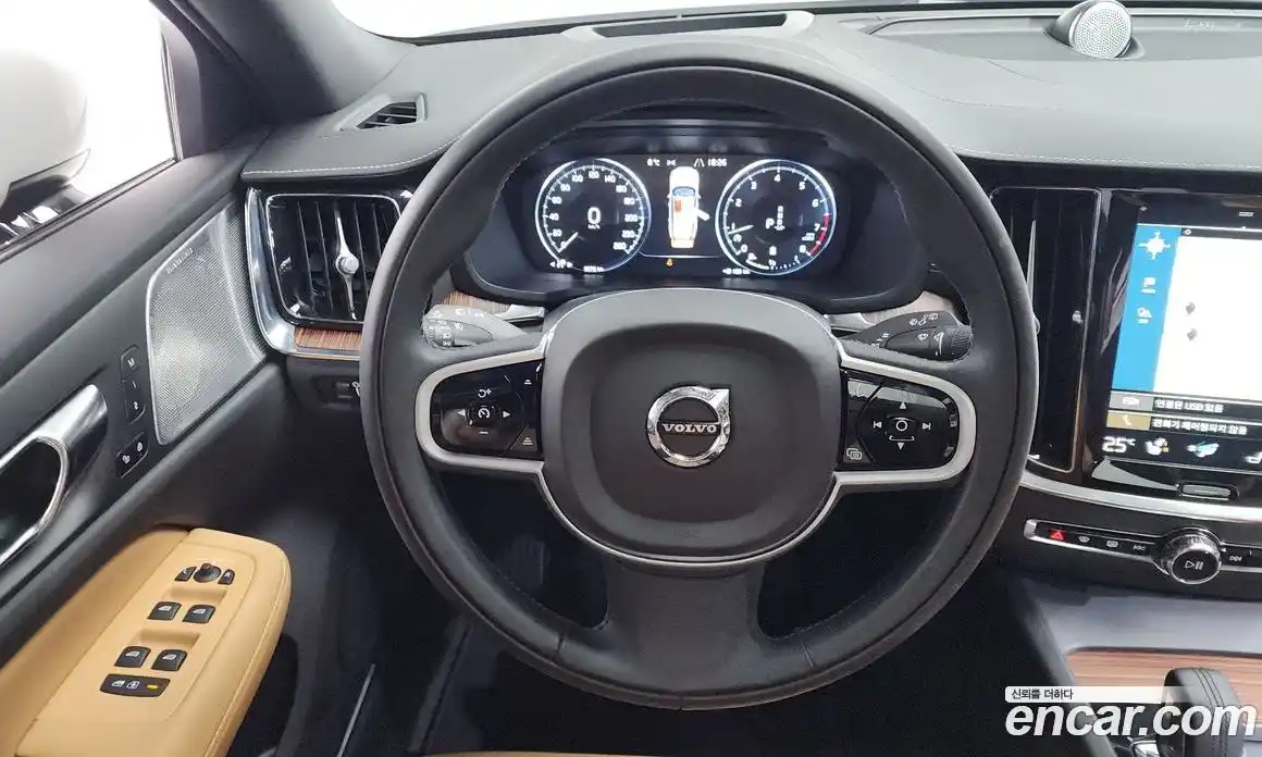 Volvo V60 2021 2.0 гидро в Москве № 544923, фото 13