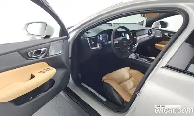 Volvo V60 2021 2.0 гидро в Москве № 544923, миниатюра 10