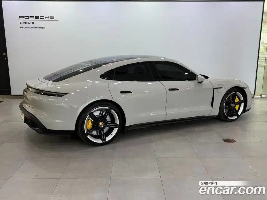 Porsche Taycan 2024 0.1 гидро в Москве № 594393, фото 3