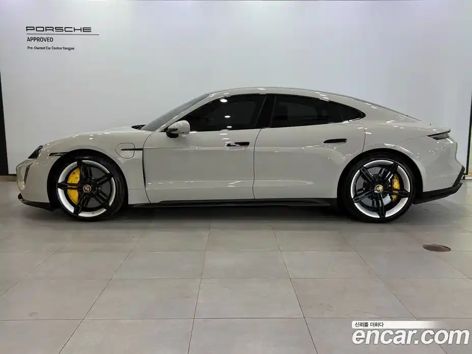 Porsche Taycan 2024 0.1 гидро в Москве № 594393, фото 4