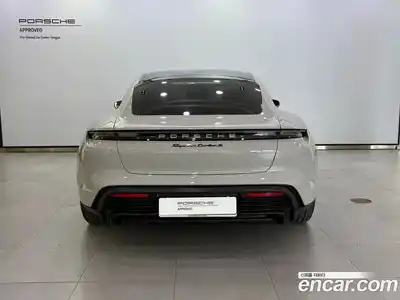 Porsche Taycan 2024 0.1 гидро в Москве № 594393, миниатюра 5