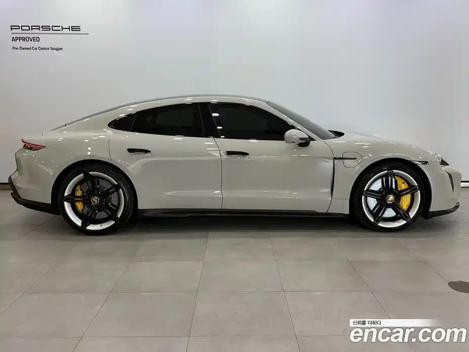 Porsche Taycan 2024 0.1 гидро в Москве № 594393, фото 6