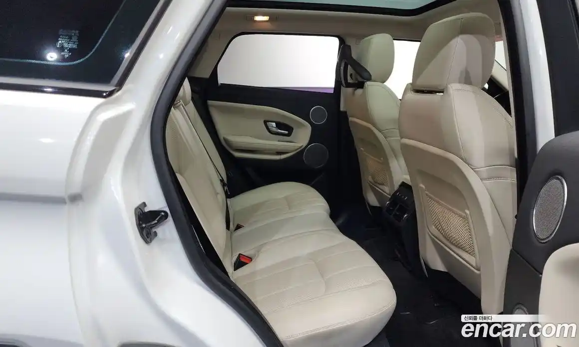 Land Rover Range-Rover Evoque 2016 2.0 гидро в Москве № 594662, фото 11