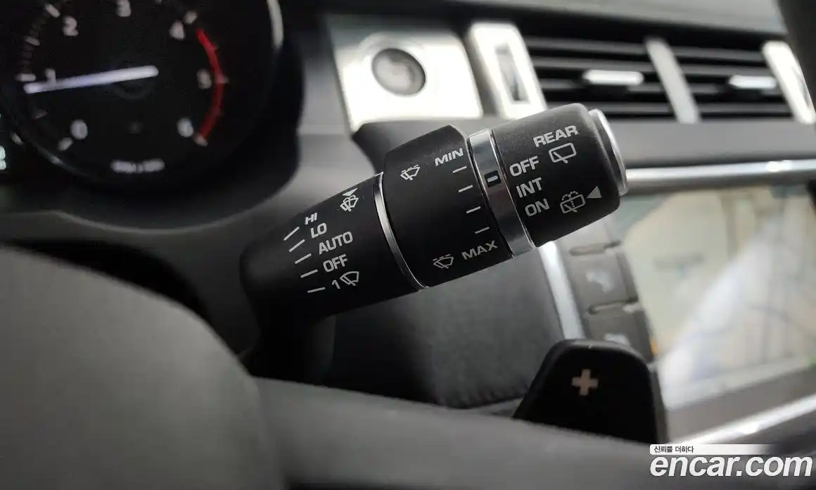 Land Rover Range-Rover Evoque 2016 2.0 гидро в Москве № 594662, фото 13