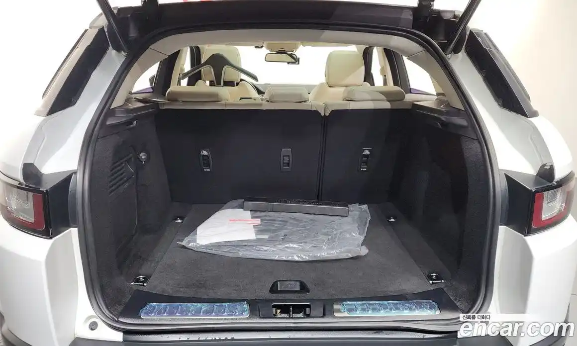 Land Rover Range-Rover Evoque 2016 2.0 гидро в Москве № 594662, фото 19