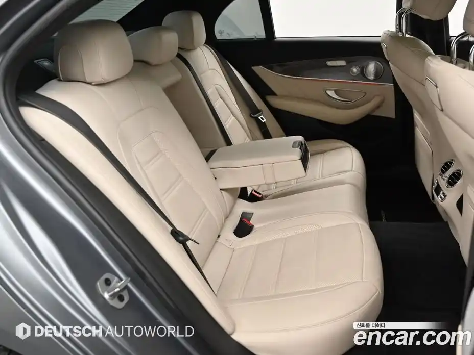 Mercedes-Benz E-Class 2019 4.0 гидро в Москве № 623621, фото 12