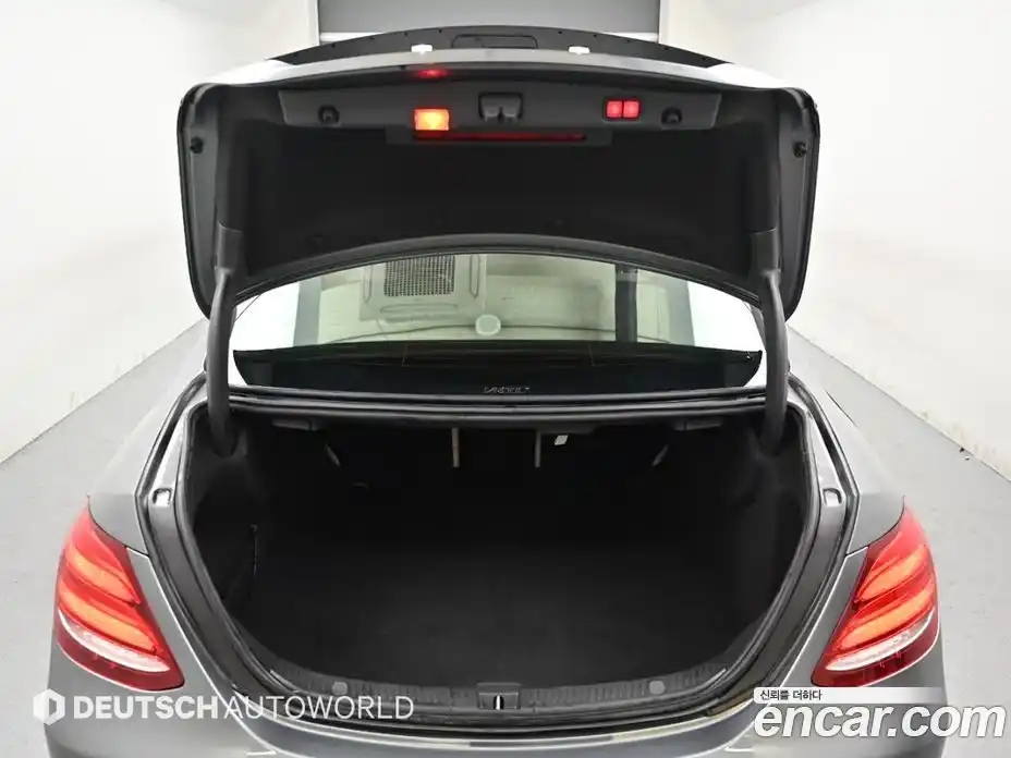 Mercedes-Benz E-Class 2019 4.0 гидро в Москве № 623621, фото 19