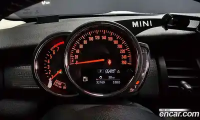 Mini Cooper 2019 1.5 гидро в Москве № 627839, миниатюра 8