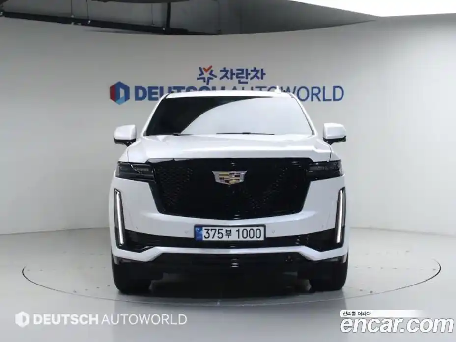 Cadillac Escalade 2023 6.2 гидро в Москве № 718165, фото 3