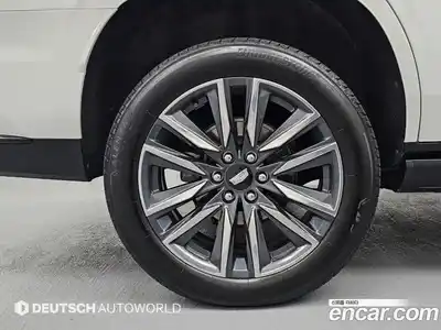 Cadillac Escalade 2023 6.2 гидро в Москве № 718165, миниатюра 5