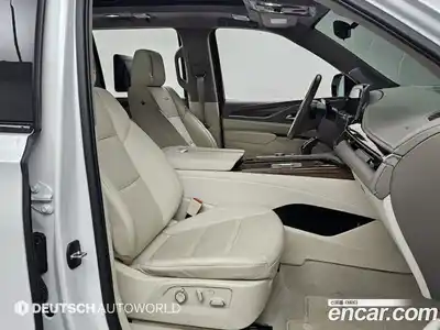 Cadillac Escalade 2023 6.2 гидро в Москве № 718165, миниатюра 10