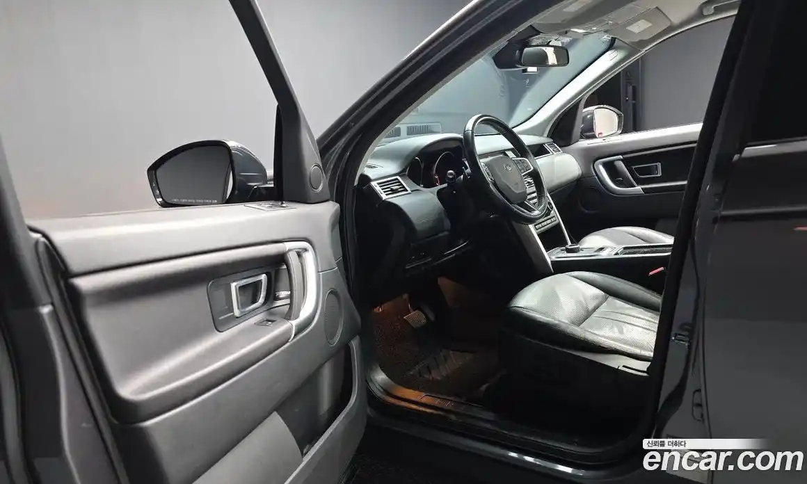 Land Rover Discovery Sport 2018 2.0 гидро в Москве № 724531, фото 10
