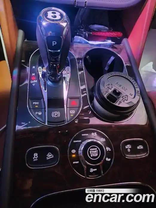 Bentley Bentayga 2019 4.0 гидро в Москве № 747699, фото 13