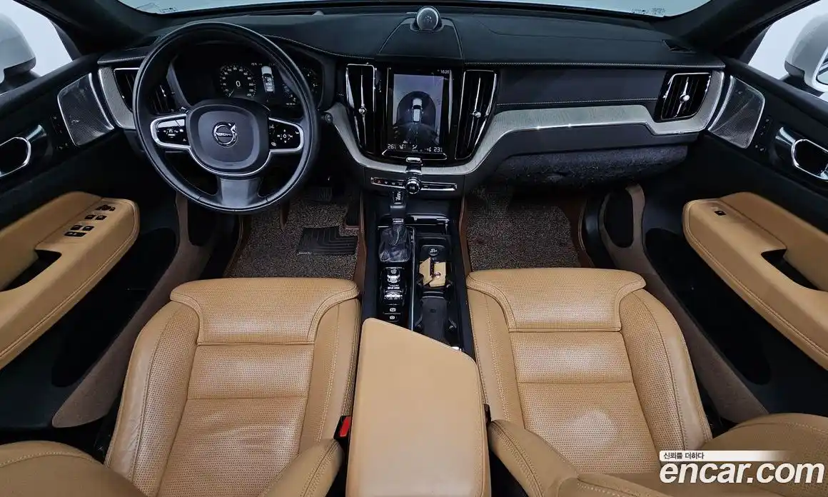 Volvo XC60 2020 2.0 гидро в Москве № 749596, фото 7
