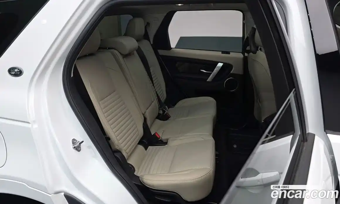 Land Rover Discovery Sport 2025 2.0 гидро в Москве, фото 11