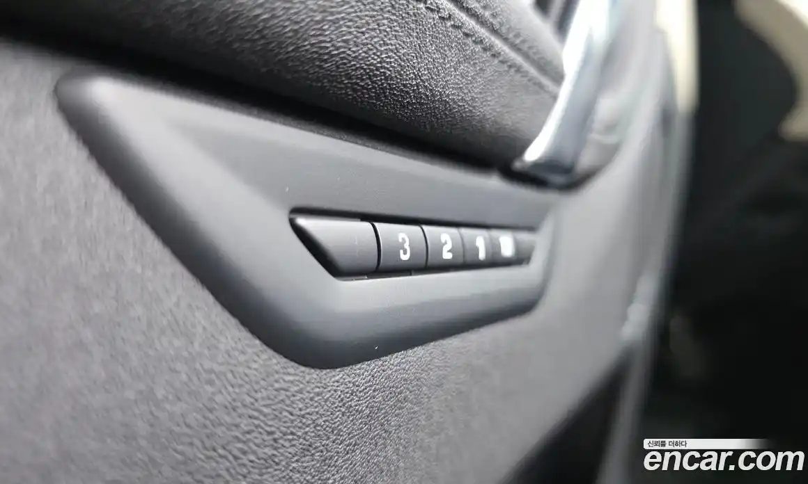 Land Rover Discovery Sport 2025 2.0 гидро в Москве, фото 16