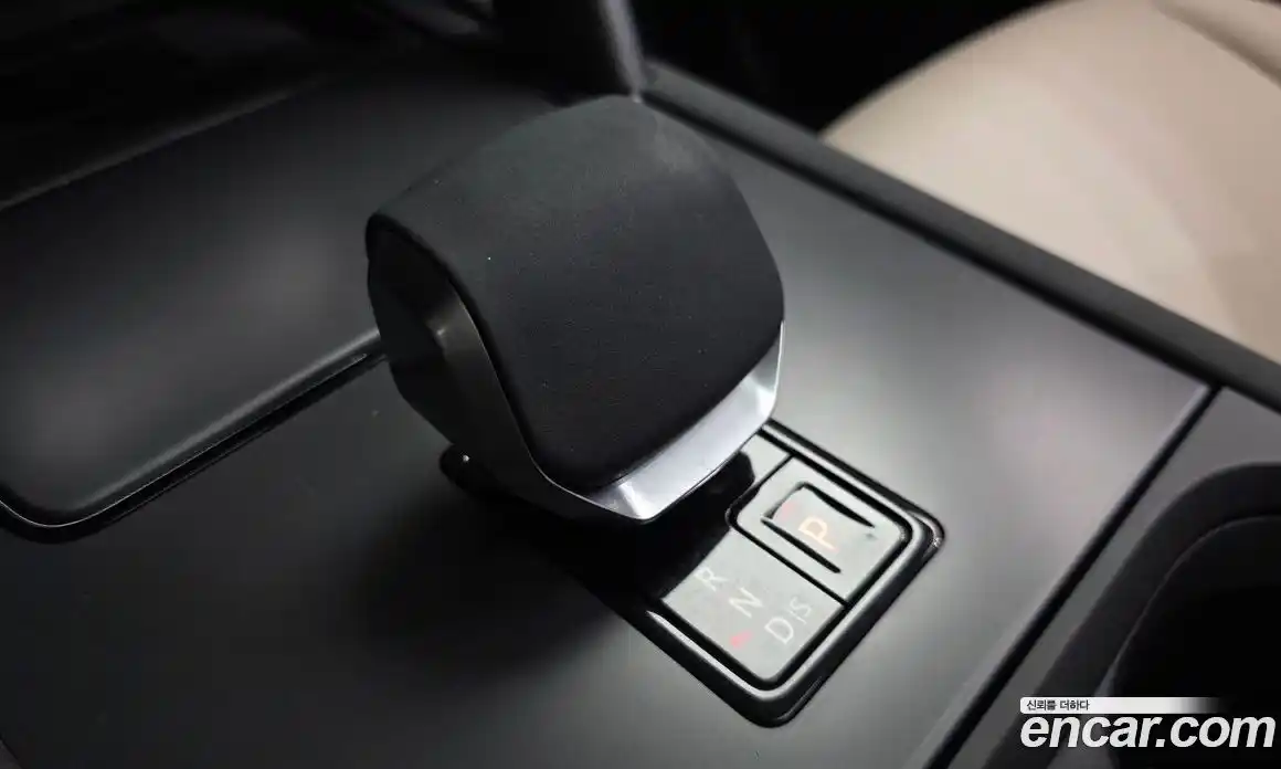 Land Rover Discovery Sport 2025 2.0 гидро в Москве, фото 8