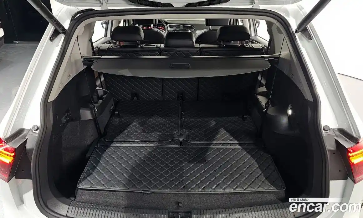 Volkswagen Tiguan 2024 2.0 гидро в Москве № 802790, фото 20