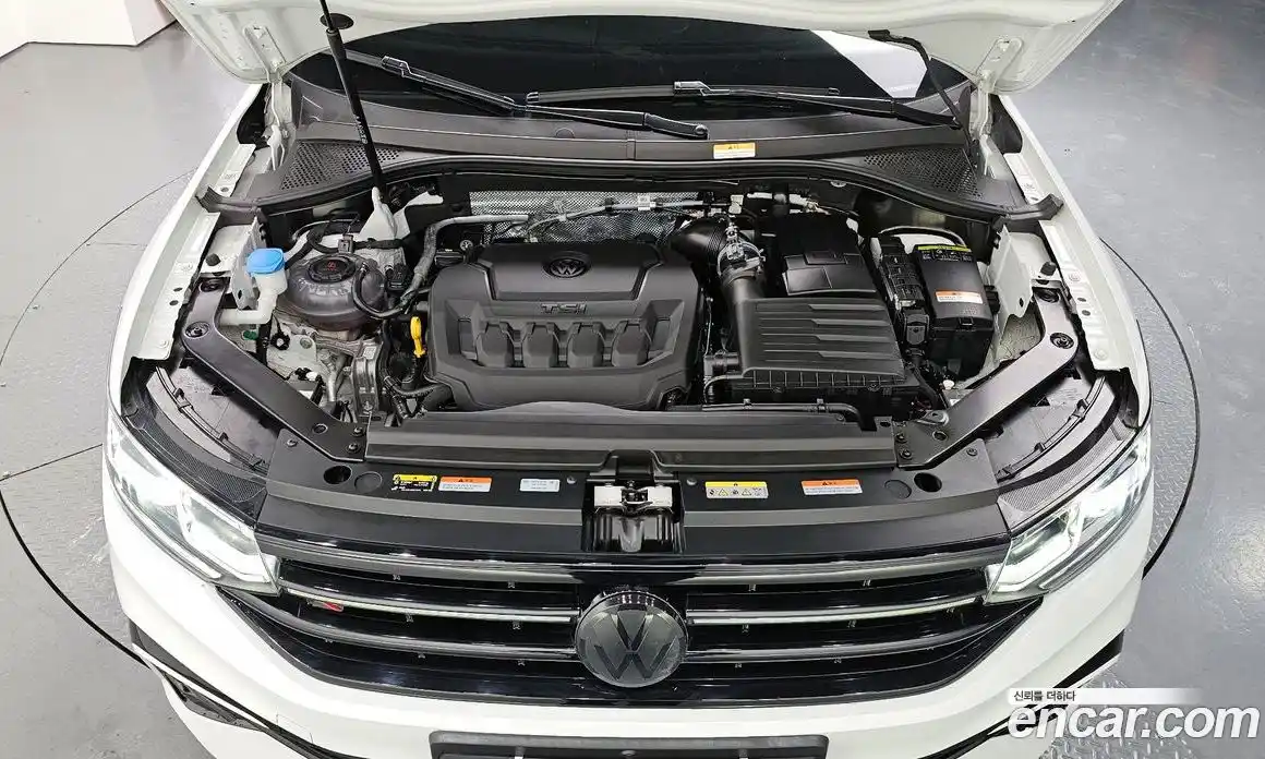 Volkswagen Tiguan 2024 2.0 гидро в Москве № 802790, фото 6
