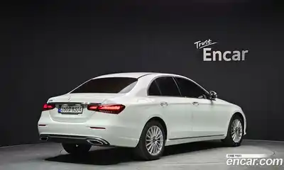 Mercedes-Benz E-Class 2022 2.0 гидро, миниатюра 2