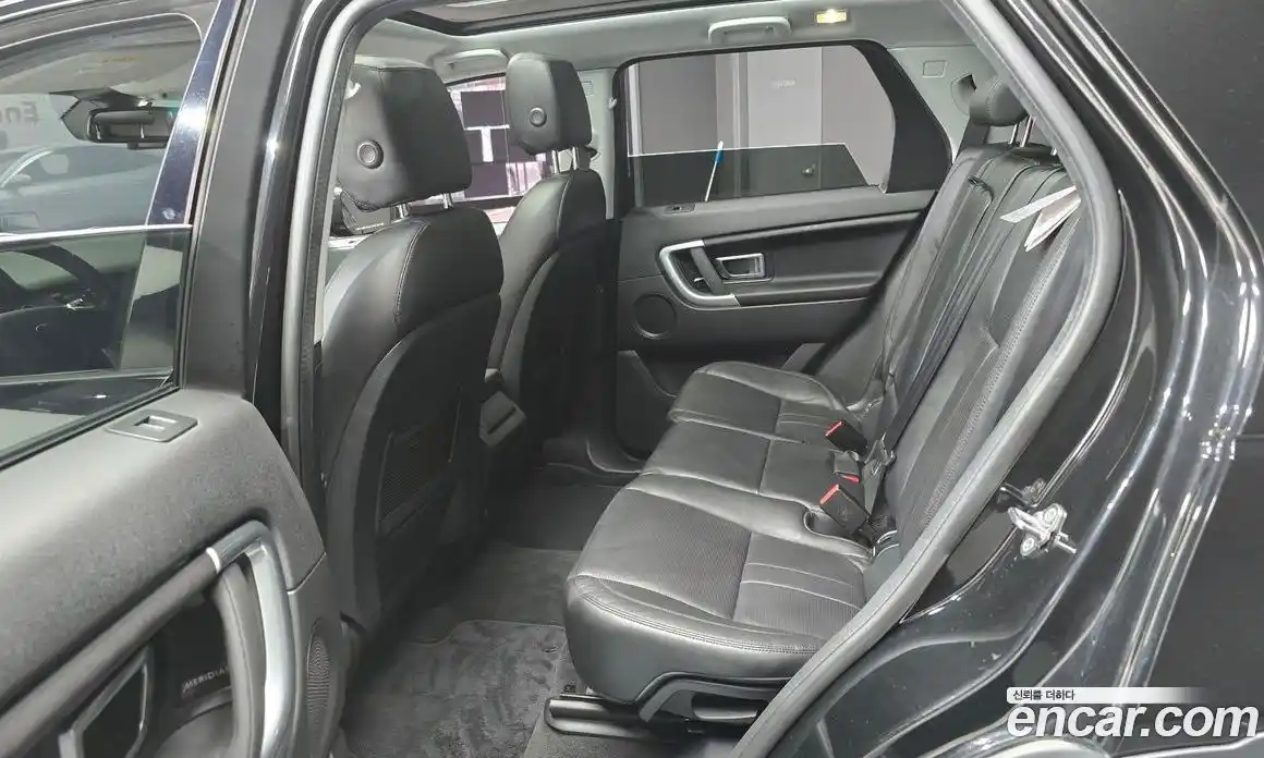 Land Rover Discovery Sport 2019 2.0 гидро в Москве № 825055, фото 13