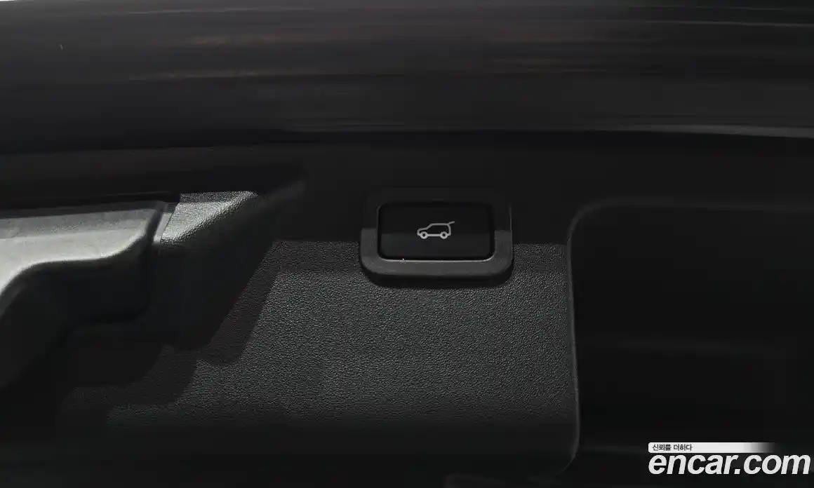 Land Rover Discovery Sport 2019 2.0 гидро в Москве № 825055, фото 20