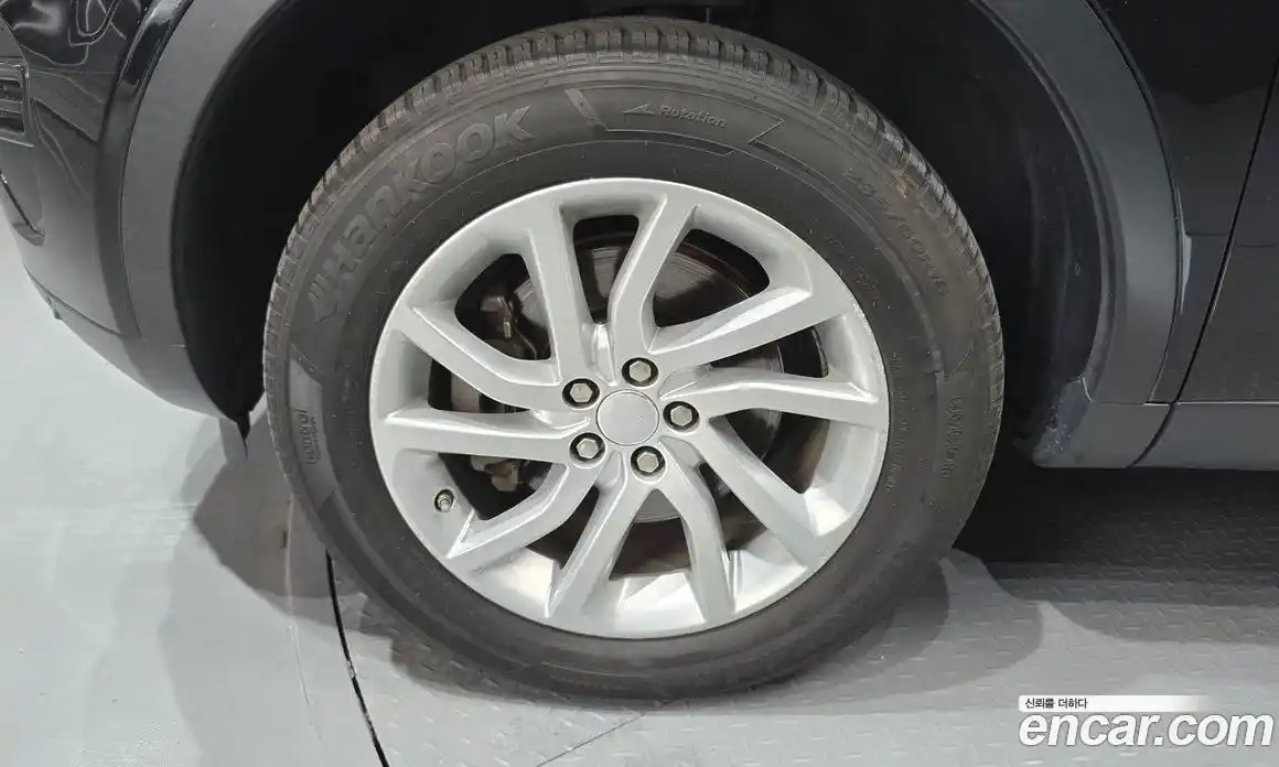 Land Rover Discovery Sport 2019 2.0 гидро в Москве № 825055, фото 5