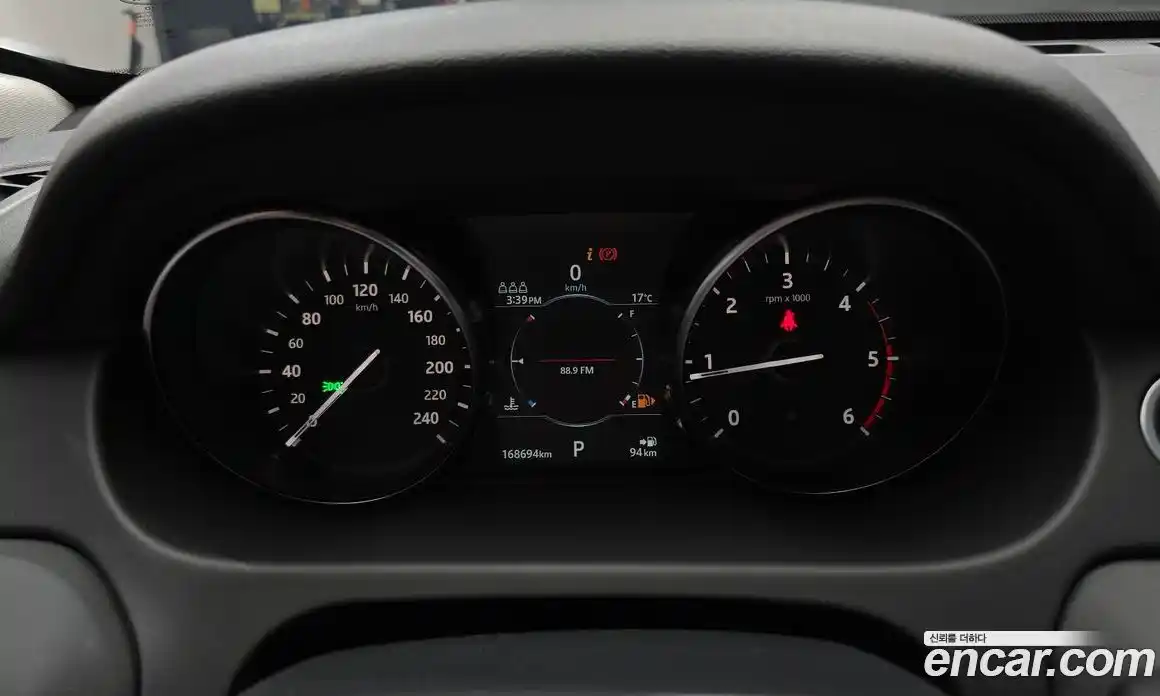 Land Rover Discovery Sport 2019 2.0 гидро в Москве № 825055, фото 8