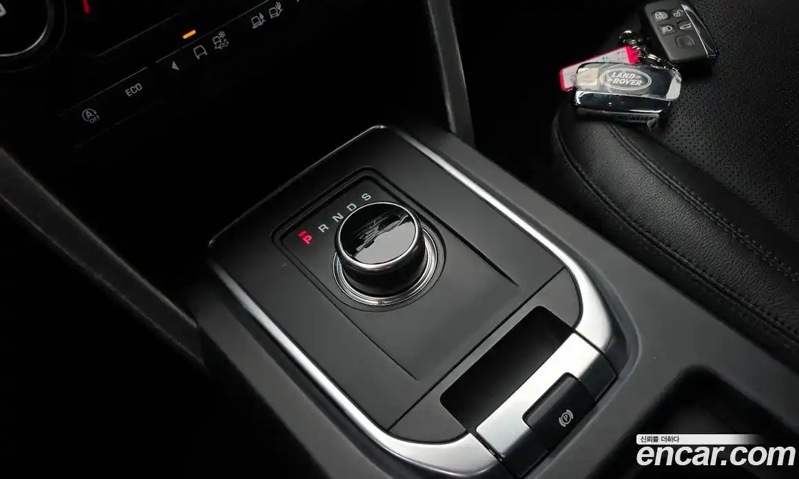 Land Rover Discovery Sport 2019 2.0 гидро в Москве № 825055, фото 9