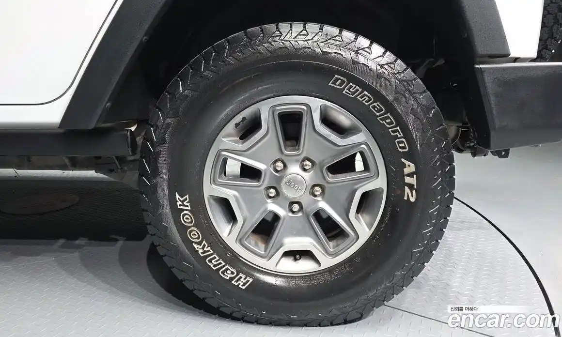 Jeep Wrangler 2014 2.8 гидро в Москве № 826635, фото 5