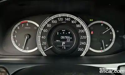 Honda Accord 2015 2.4 гидро в Москве № 826715, миниатюра 8