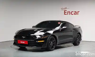 Ford Mustang, 2022