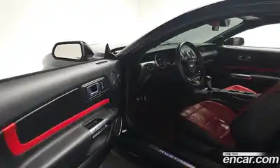 Ford Mustang 2022 2.3 гидро в Москве № 826919, миниатюра 11